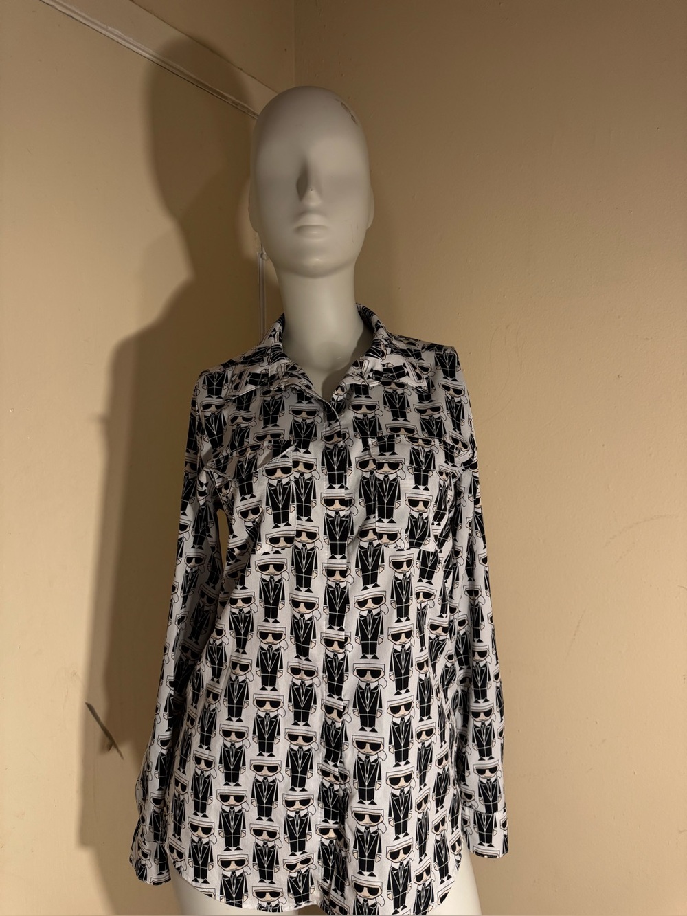 Black & White Graphic Print Button-Up Shirt Dress worn twice